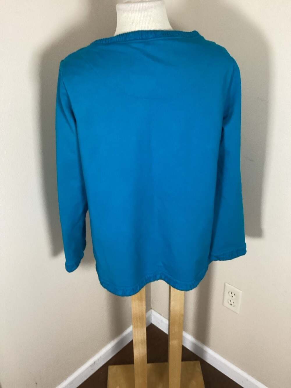 Soft Surroundings Teal Blue Ruched Hem & Pocket Pullover Sweatshirt - Picture 4 of 4